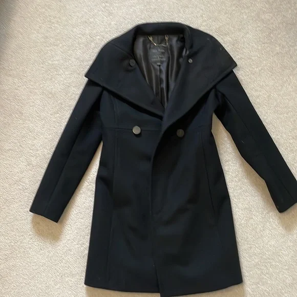 Aritzia - Talula Babaton black coat. Virgin wool and cashmere blend - Picture 4 of 4